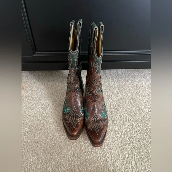 Corral Whiskey / Turquoise Cross Cowboy Boots - Cowgirl Boots - Size: 8M